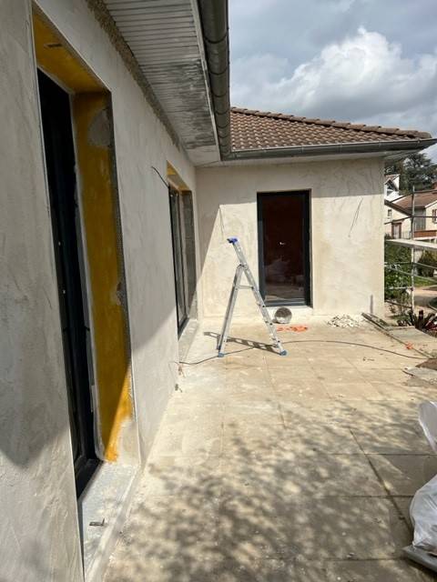 Ravalement de façade d’une maison à SAINT CYR AU MONT D’OR près de Lyon
